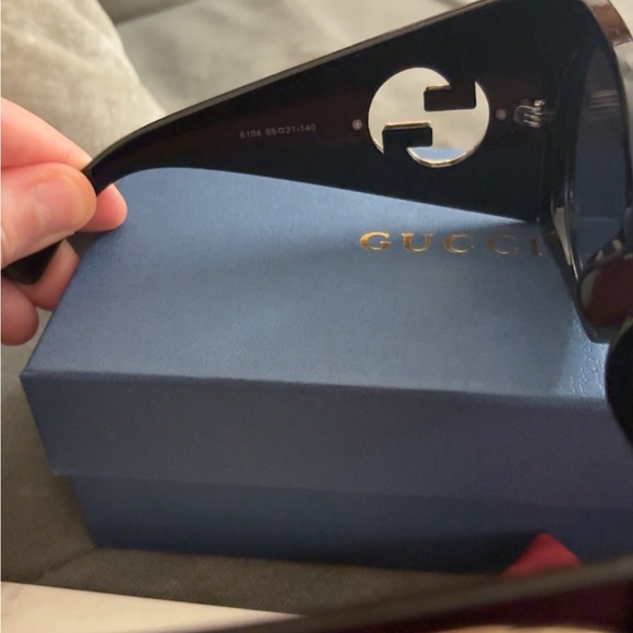 ❌SOLD❌Authentic Gucci Black Women's Sunglasses - Picture 6 of 9